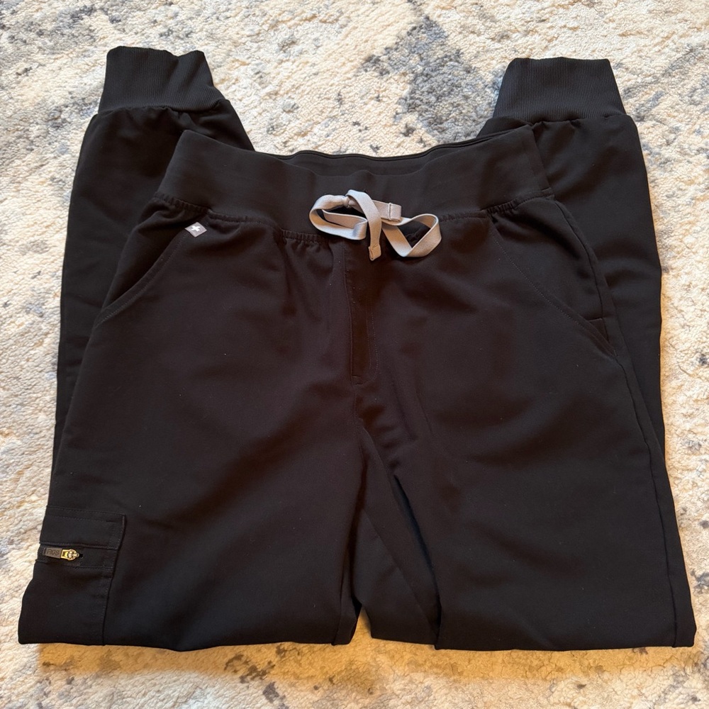 Figs Black Scrub Pants